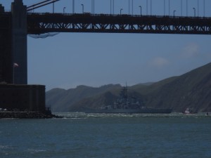 telephoto-ship-and-bridge-full-frame